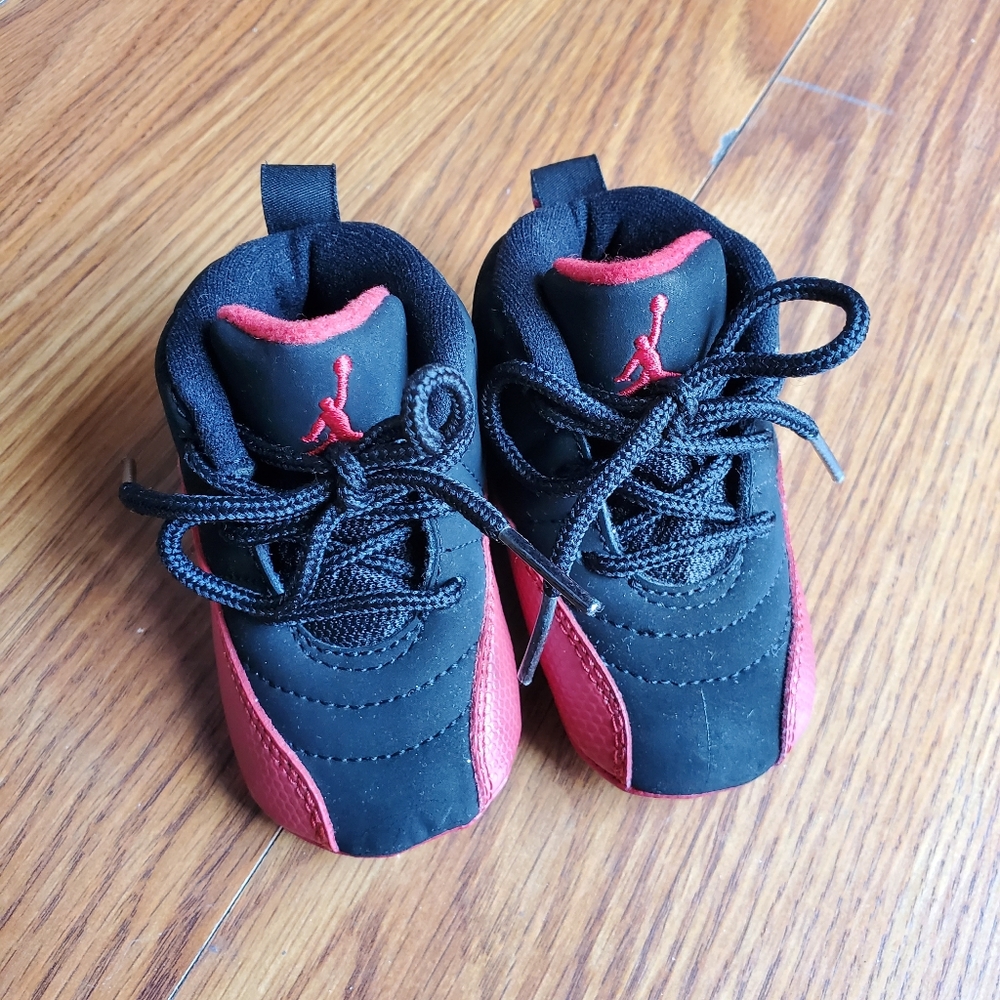 Infant jordan 12 retro